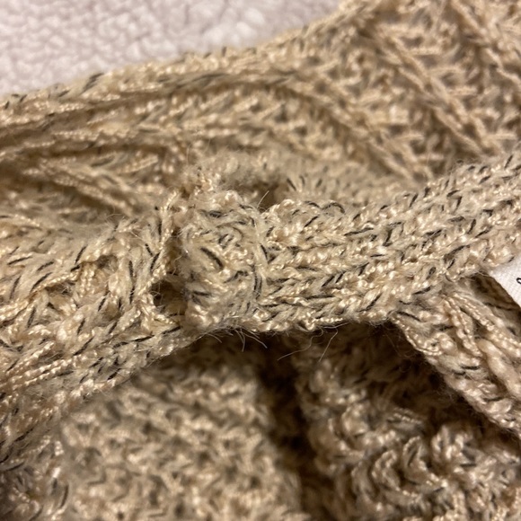 Shirley Lee Sweater with a twist back . Open - Picture 13 of 14